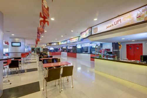 Hotel The Fern Residency Galaxy Mall