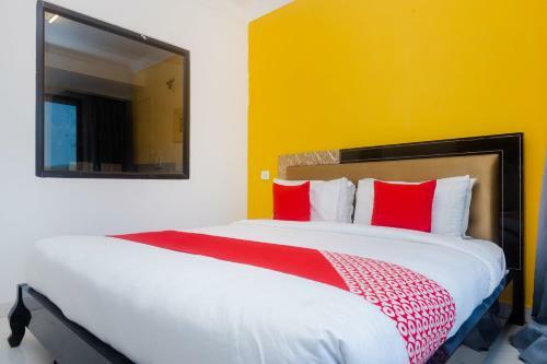 Hotel Oyo 40027 Royal Palms Shared Serviced Apartment