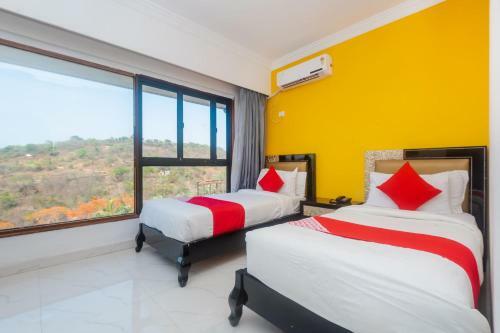 Hotel Oyo 40027 Royal Palms Shared Serviced Apartment