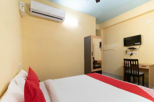 Hotel Oyo Flagship 77393 Silver Cloud Inn