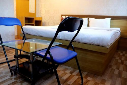 Hostal Anupama Hospitality
