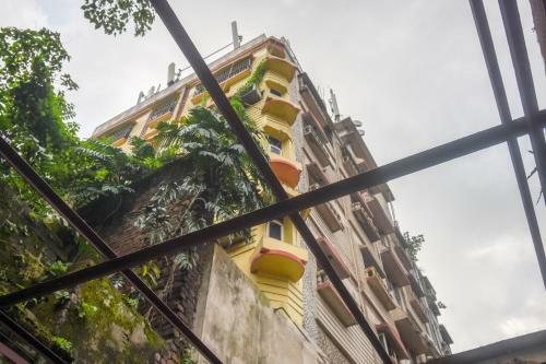 Oyo 75834 Akash Hotel Howrah