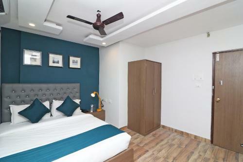 Hotel Silverkey Executive Stays 76470 Royal Crown Airport