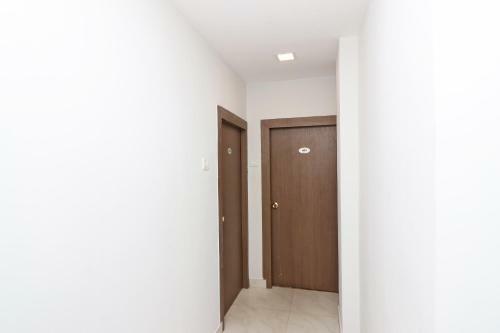 Hotel Silverkey Executive Stays 76470 Royal Crown Airport