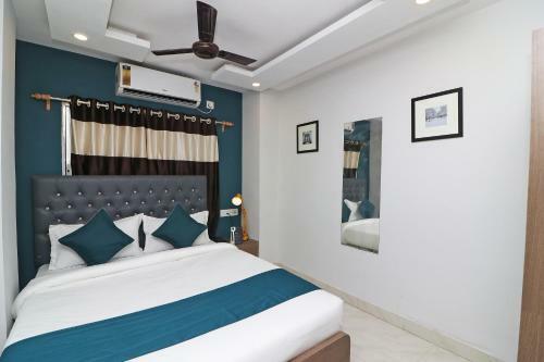 Hotel Silverkey Executive Stays 76470 Royal Crown Airport