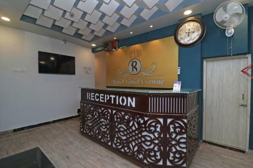 Hotel Silverkey Executive Stays 76470 Royal Crown Airport