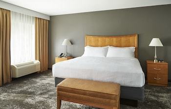 Holiday Inn Hotel & Suites