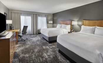 Holiday Inn Hotel & Suites