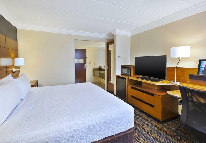 Hotel Holiday Inn Express Reston/herndon