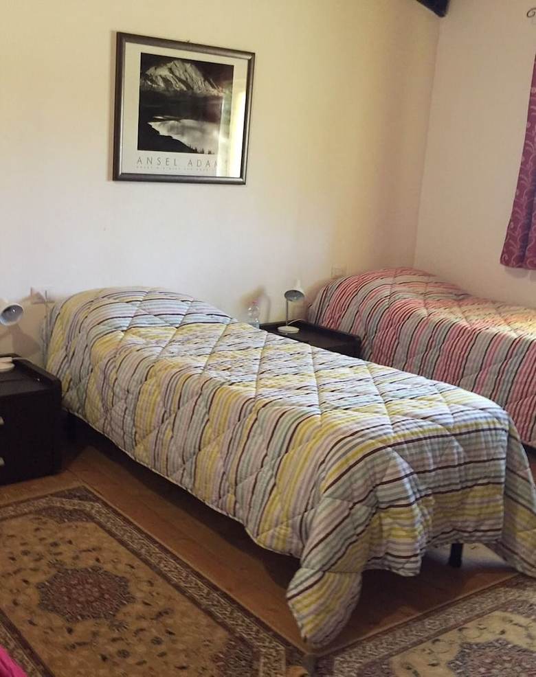 Hostal Affittacamere Dormire Caldi