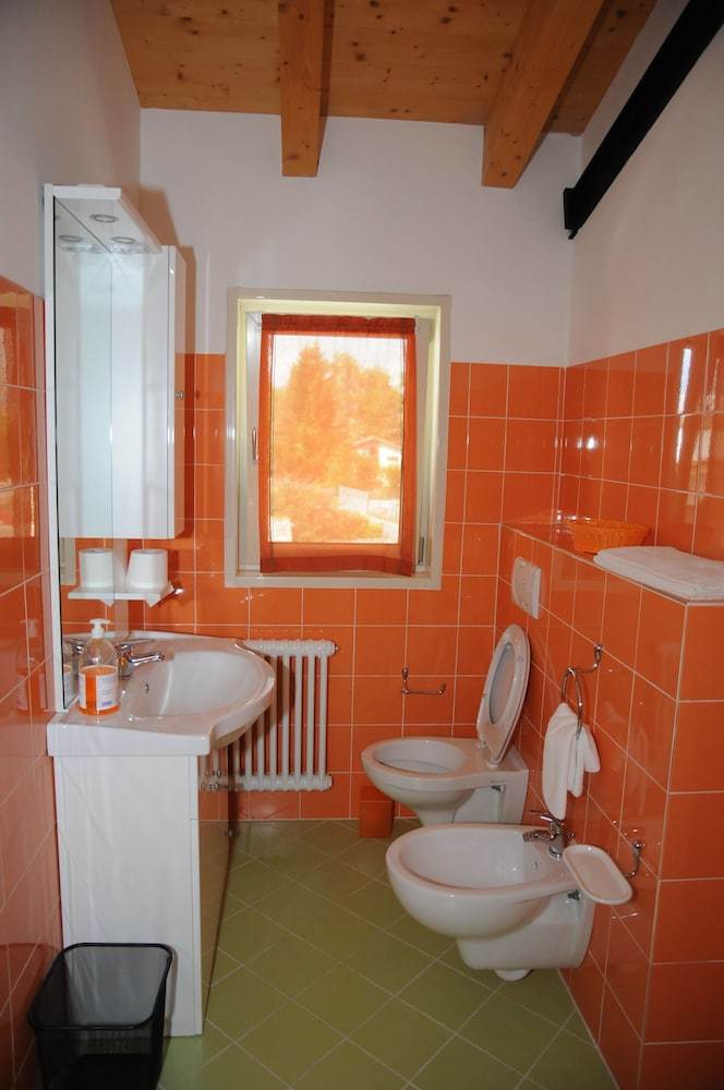 Hostal Affittacamere Dormire Caldi