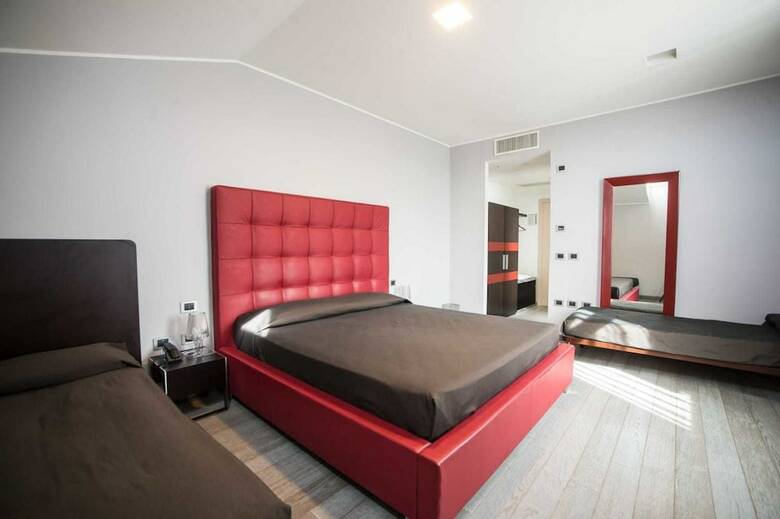 Blue Hotel