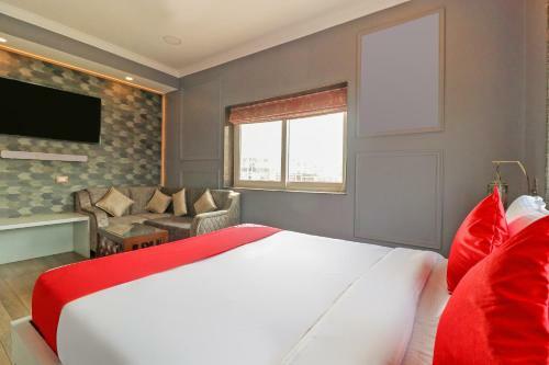 Hotel Oyo 76355 Krishna International