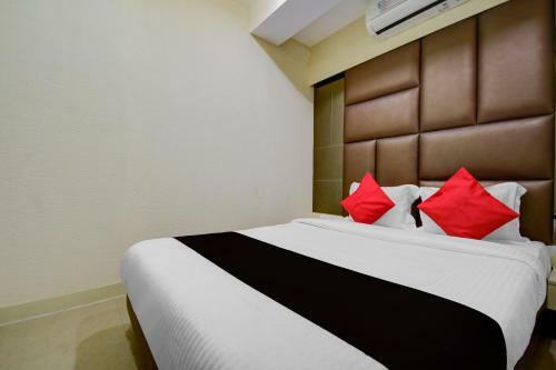 Capital O 77274 Hotel Snowfox