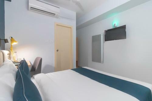 Oyo 78582 Silverkey Hotel Mayfair Tower