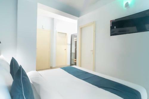 Oyo 78582 Silverkey Hotel Mayfair Tower