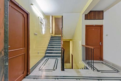 Hotel Oyo 79511 Flagship Ullash Residency