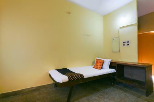 Hotel Spot On 65523 Tkt Tourist Home
