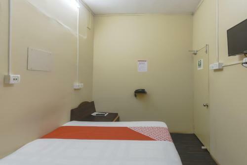 Hotel Oyo 71259 Honey Regency