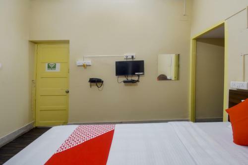 Hotel Oyo 71259 Honey Regency