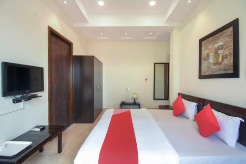 Hotel Oyo 75757 Flagship Palace