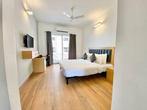 Hotel Amigos Candolim Beach