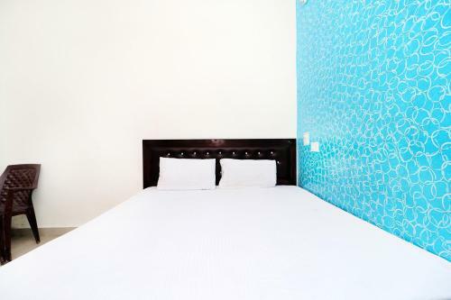 Spot On 41466 Hotel Pavraj