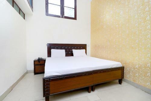 Spot On 41466 Hotel Pavraj