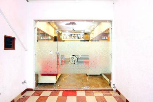 Spot On 41466 Hotel Pavraj