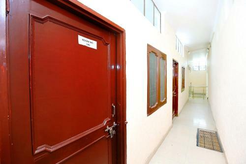 Spot On 41466 Hotel Pavraj