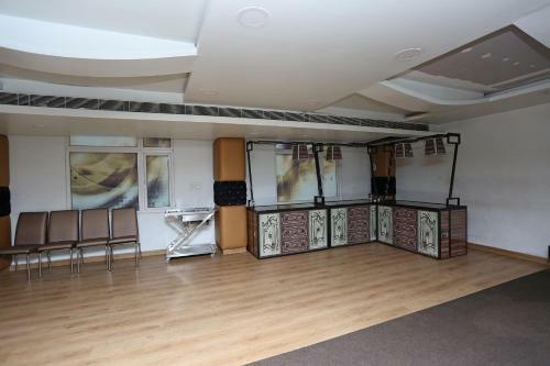 Hotel Oyo 5663 Gs Inn