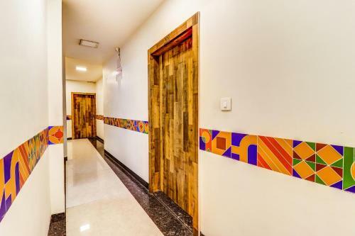 Hotel Fabexpress Travellers Inn