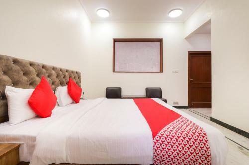 Hotel Oyo 64178 Pratham Inn