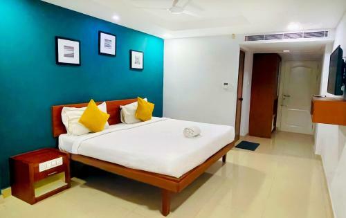 The Reach Hotel