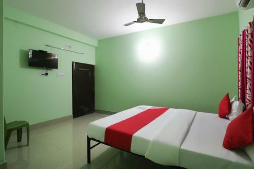 Hotel Oyo 42730 Dp Cottage Sector 9