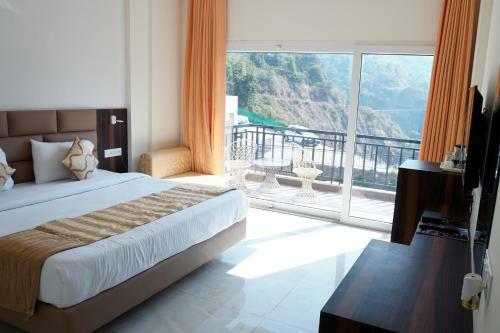 Hotel Royal Suites Chakki Mor