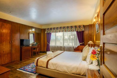 Hotel Muscatel Himalayan Resort