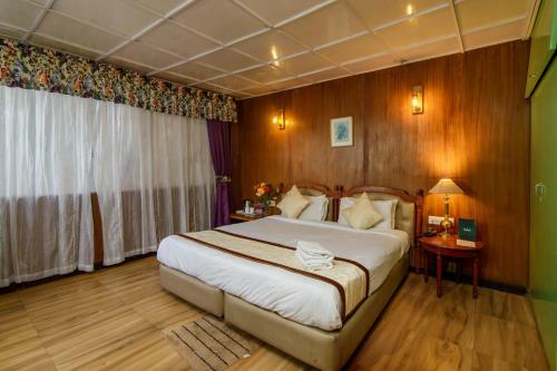 Hotel Muscatel Himalayan Resort