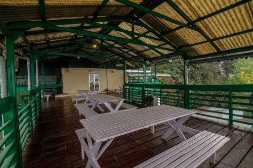 Hotel Muscatel Himalayan Resort