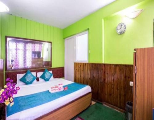 Stayapart - Amigos Homestay