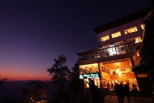 Hotel Pinetree Mall Road - Darjeeling