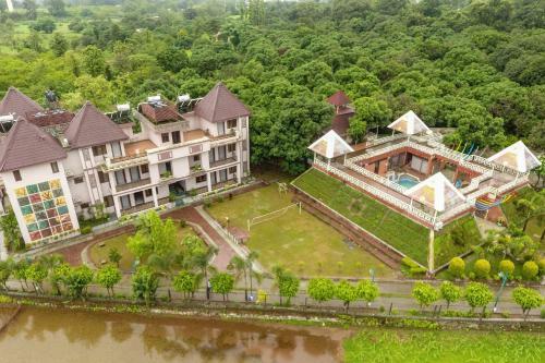 Bed & Breakfast Pyramid Home Divine Dehradun