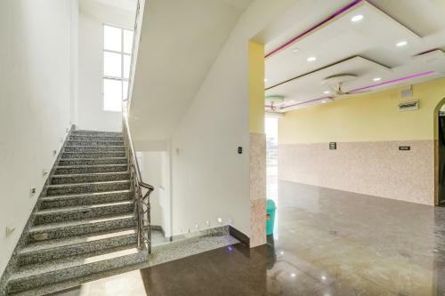 Hotel Oyo 77341 Rs Resort