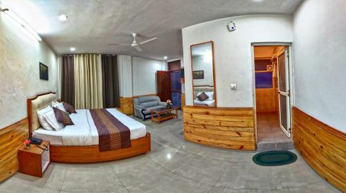 Hotel Highland Village Resort