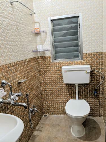 Hostal Townhouse - The Urban Inn