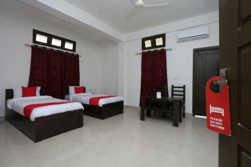 Hotel Oyo 10912 Nirman Residency