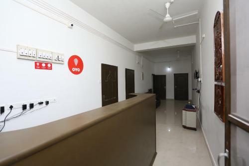 Hotel Oyo 10912 Nirman Residency