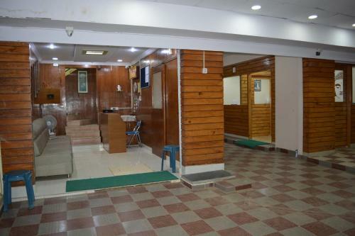 Hotel Gurram International