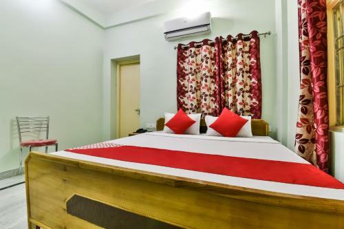 Oyo 60005 Hotel Shubh Yatra