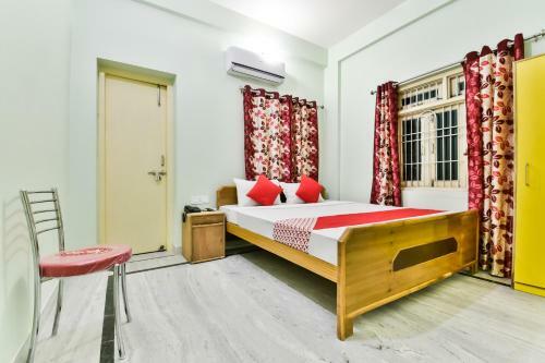 Oyo 60005 Hotel Shubh Yatra